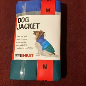 BNWT 32 Degrees Dog Jacket. Reflective trim,Velcro Fasteners,water resistant ❤️